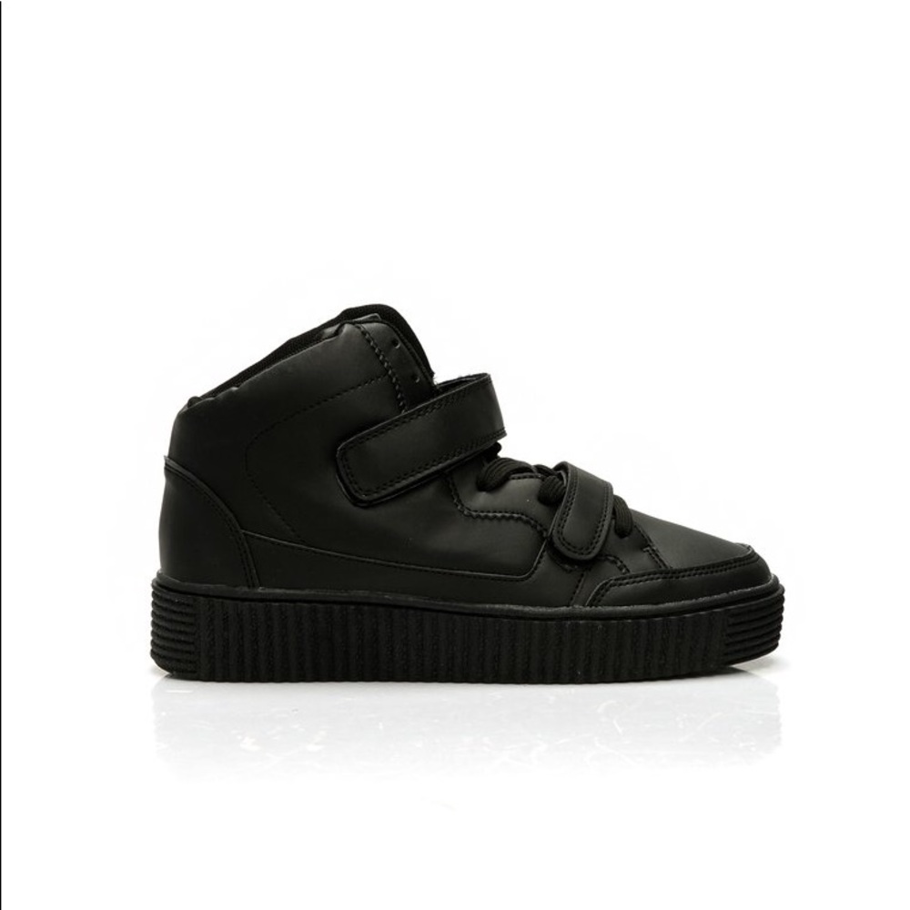 Fashion Nova So Fresh So Clean Sneakers